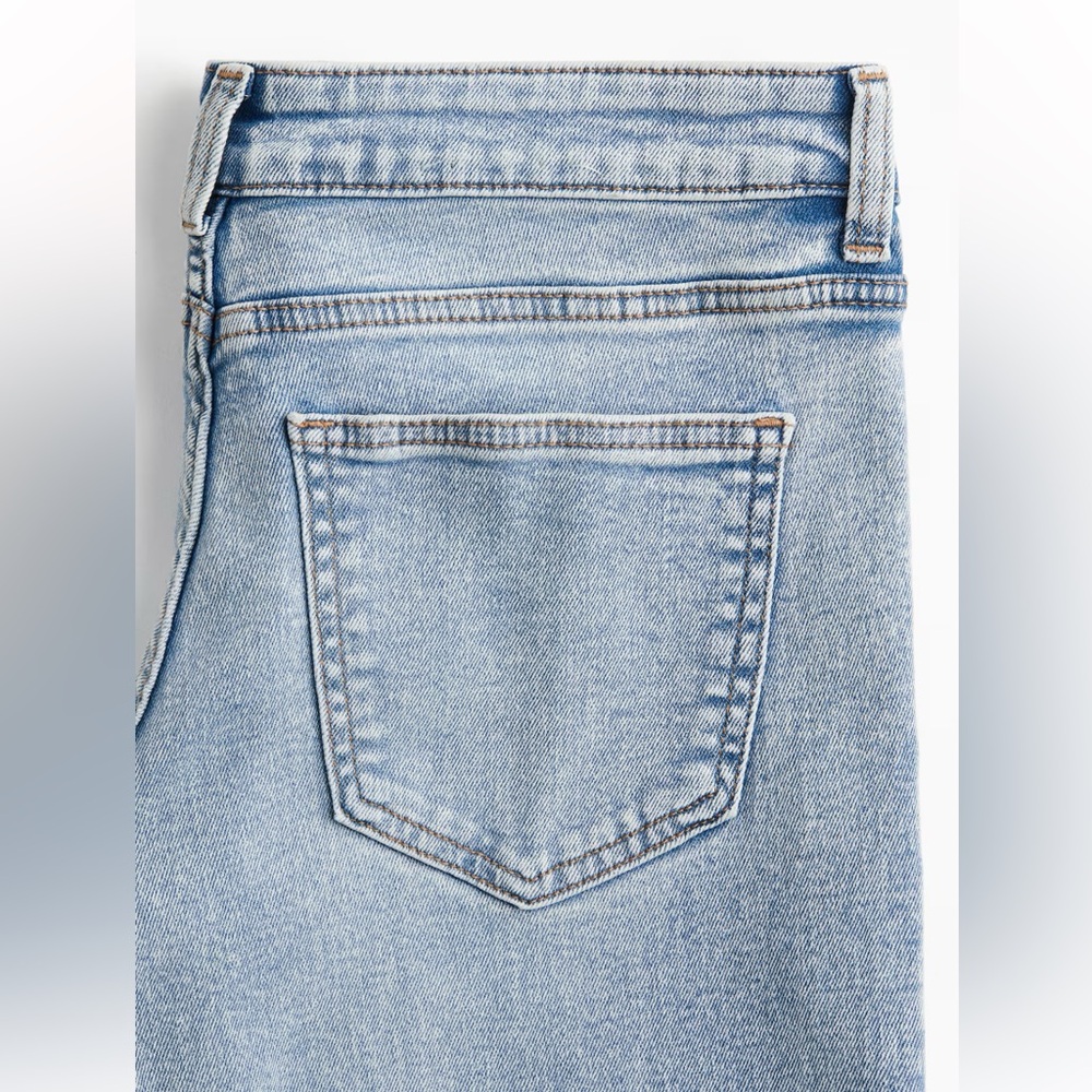 NWT H&M Light Blue 70’s Flare Jeans - Picture 5 of 8